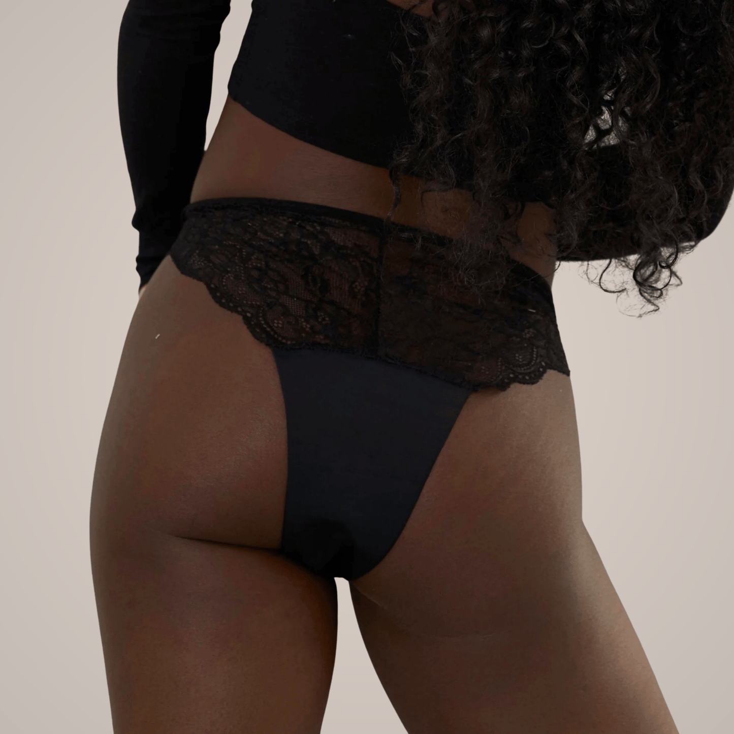 Rose - Periodenslip mit klassischer Spitze